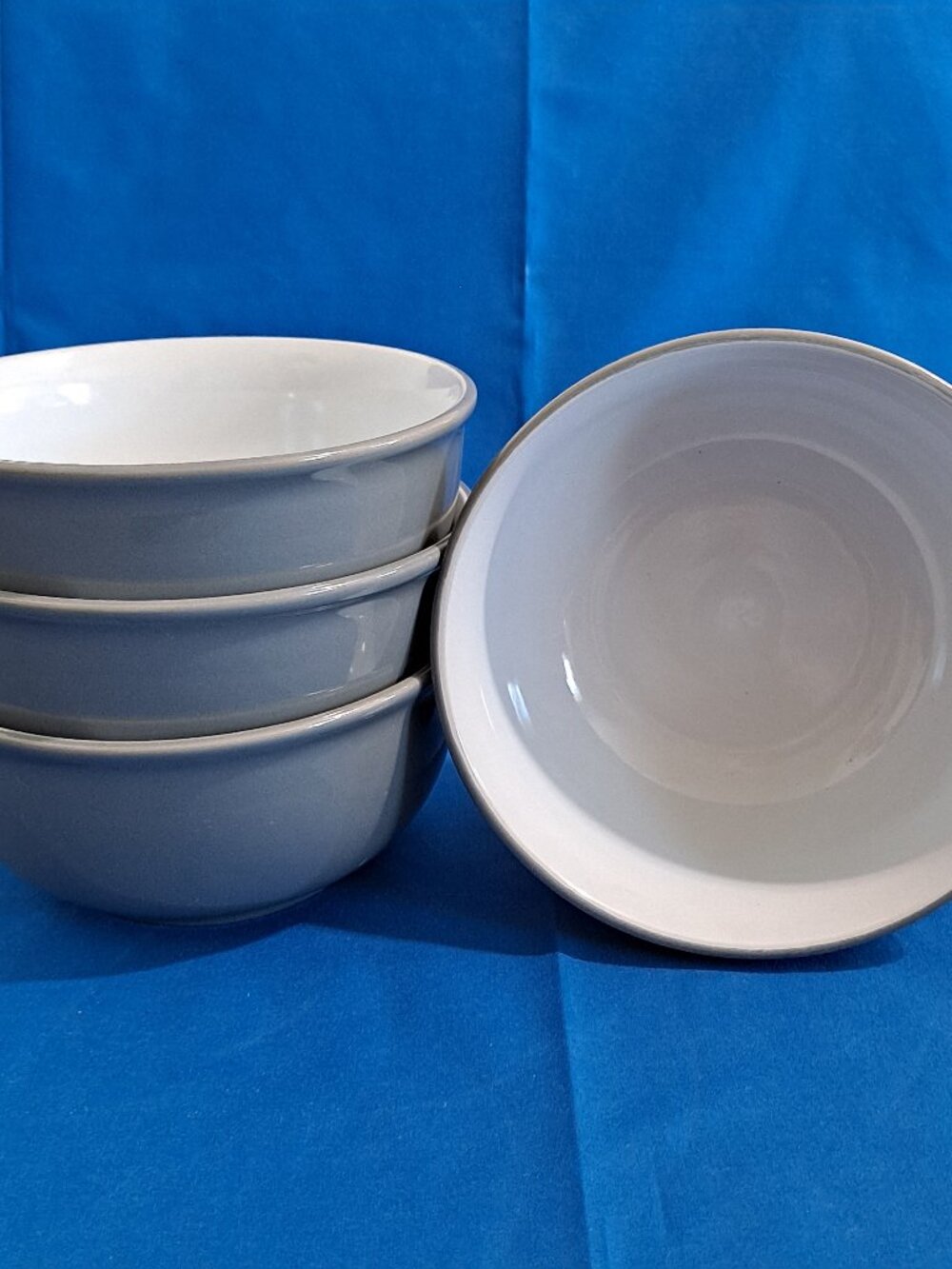 Set 4 Royal Norfolk DARK GRAY & White 6" Soup BOWLS Cereal all purpose Stoneware
